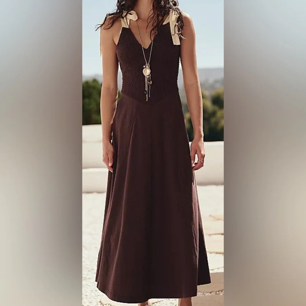 Free People Dark Brown Sleeveless Smock Maci Dress/Bow Toe Shoulder Straps: M